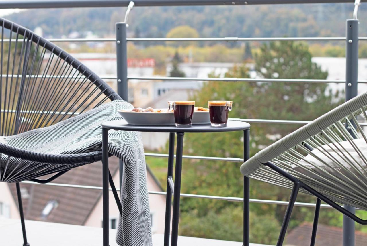 Blackncozy - Design Appartement Mit Boxspringbett Und Balkon Lorrach Exterior photo
